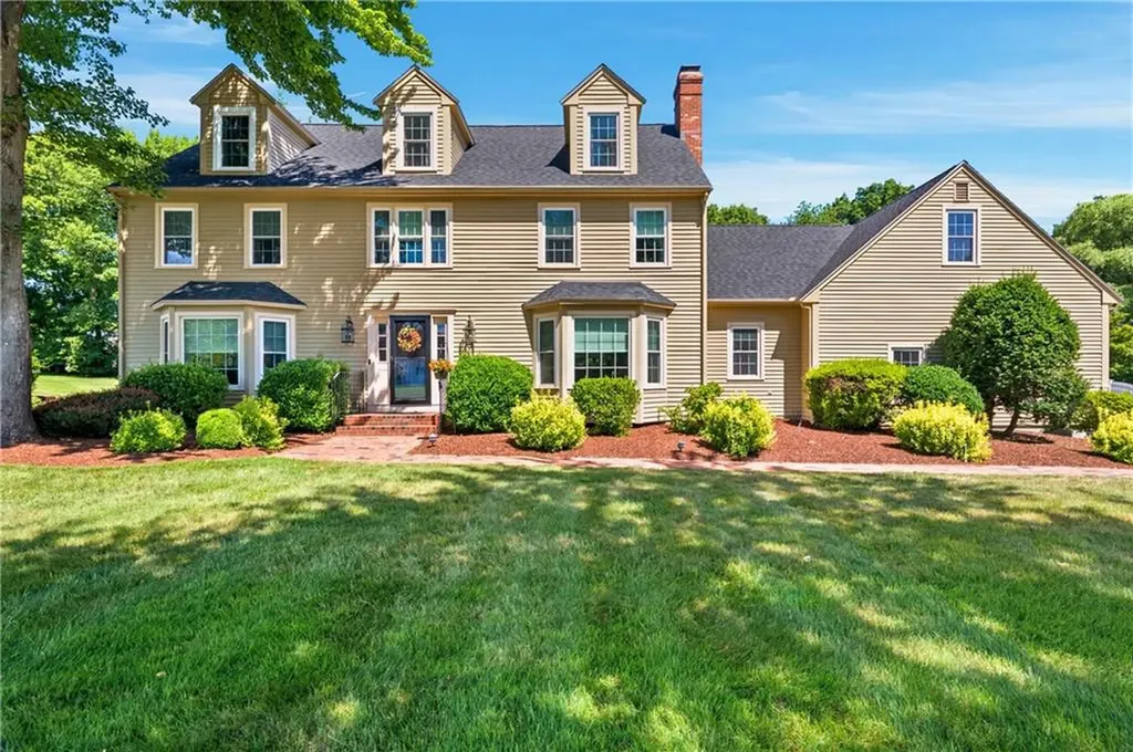 4 Fieldside Drive Cumberland RI 02864