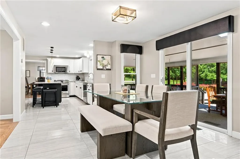 4 Fieldside Drive Cumberland RI 02864