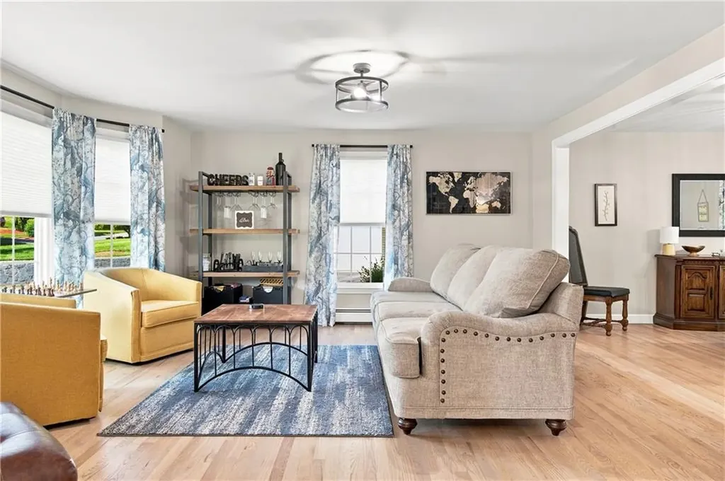 4 Fieldside Drive Cumberland RI 02864