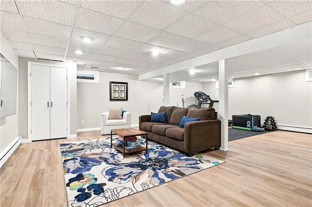 4 Fieldside Drive Cumberland RI 02864