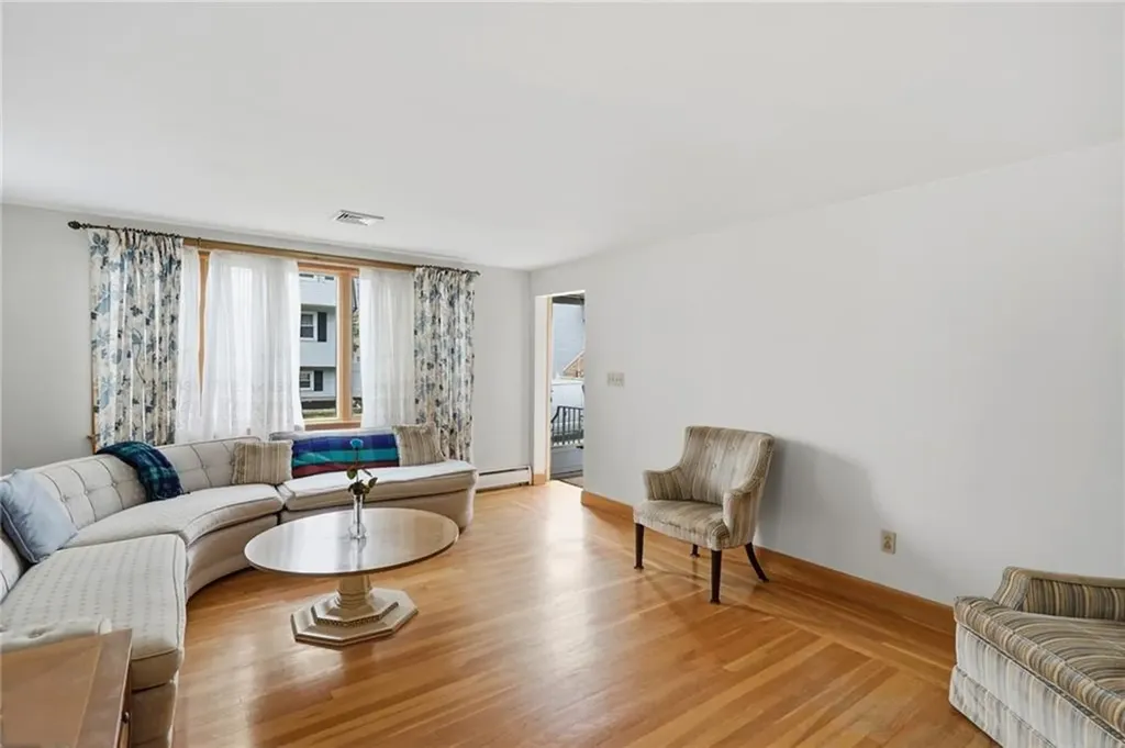 27 Danby Street Providence RI 02904