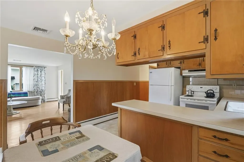 27 Danby Street Providence RI 02904