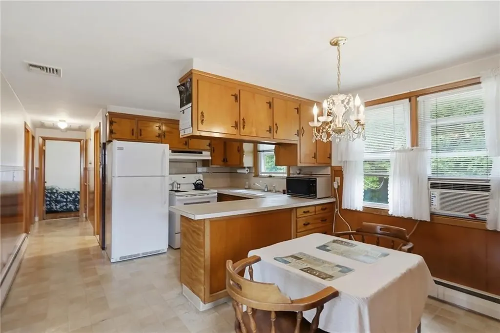 27 Danby Street Providence RI 02904