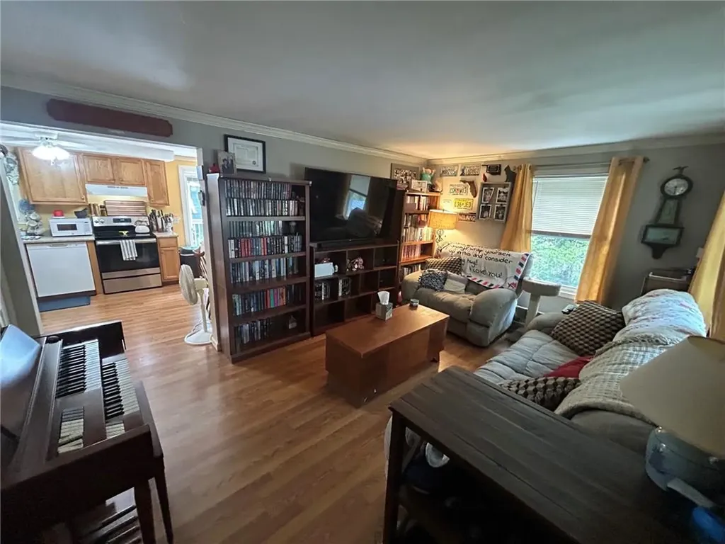 28 Karee Court South Kingstown RI 02879