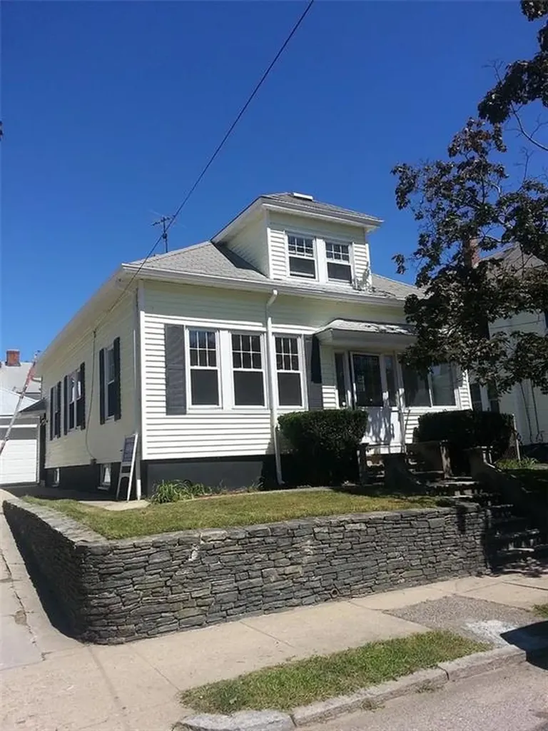 167 Narragansett Street Cranston RI 02905