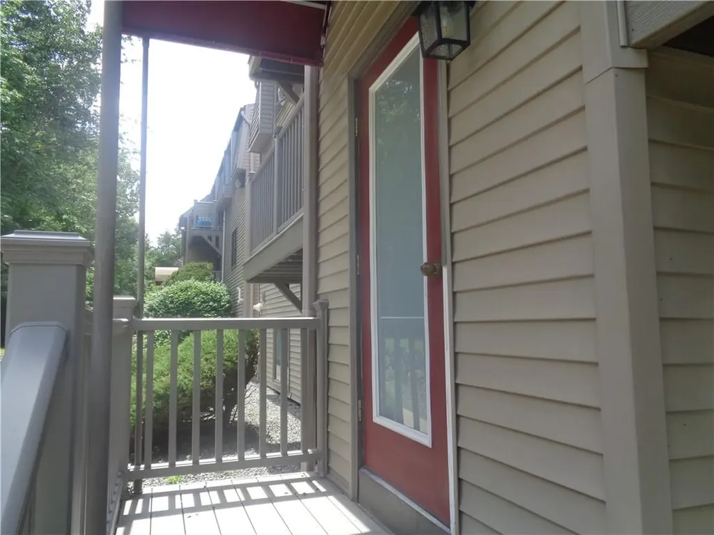 34 Village Court West Warwick RI 02893