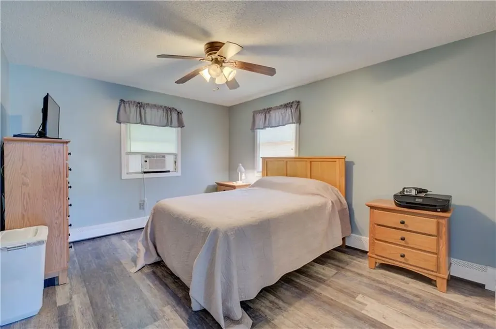 16 Arlington Avenue Warren RI 02885