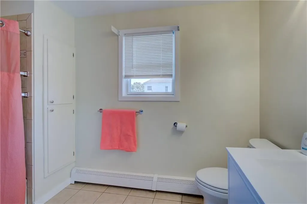 16 Arlington Avenue Warren RI 02885