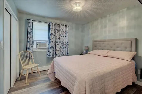 16 Arlington Avenue Warren RI 02885
