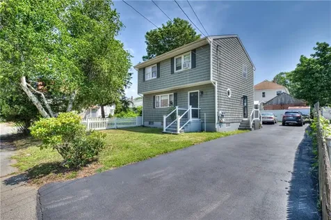 16 Arlington Avenue Warren RI 02885