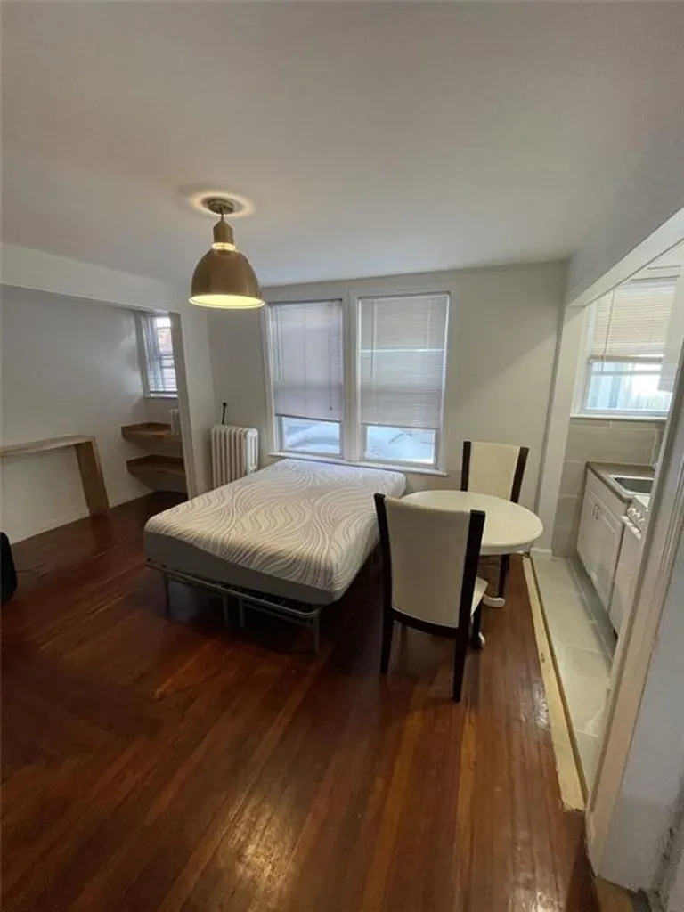 244 Bowen Street Providence RI 02906
