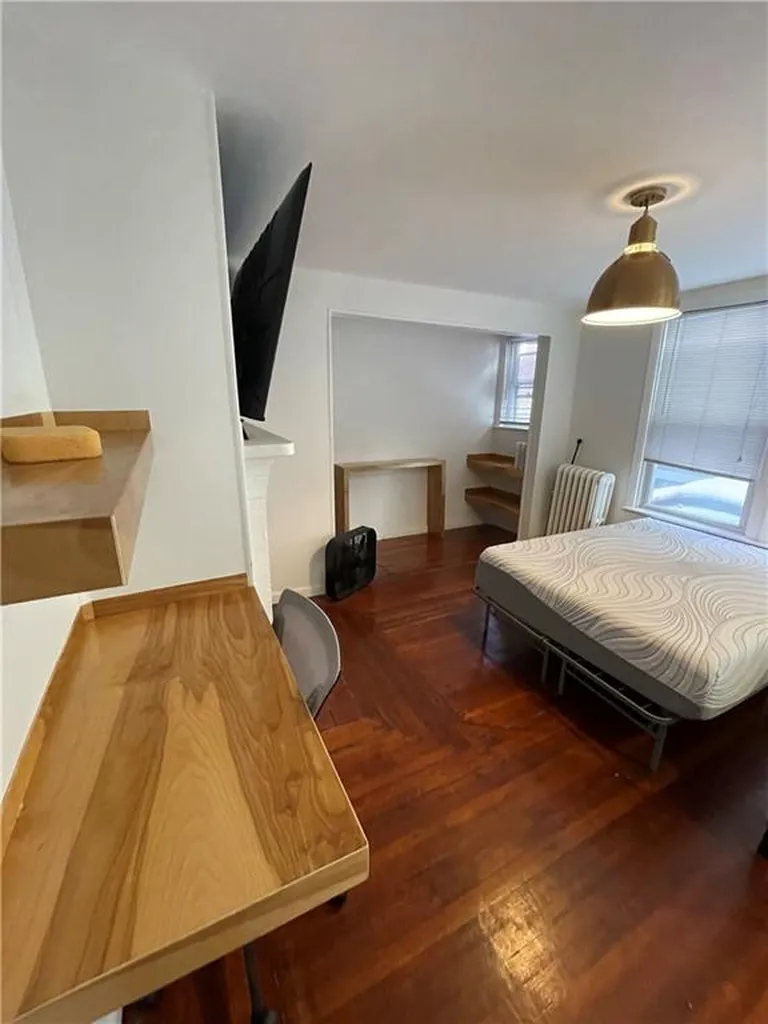 244 Bowen Street Providence RI 02906