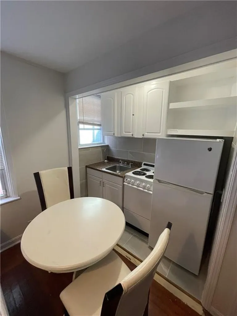 244 Bowen Street Providence RI 02906