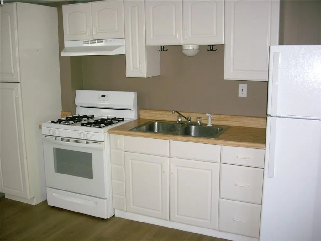 207 Glen Drive Warwick RI 02889