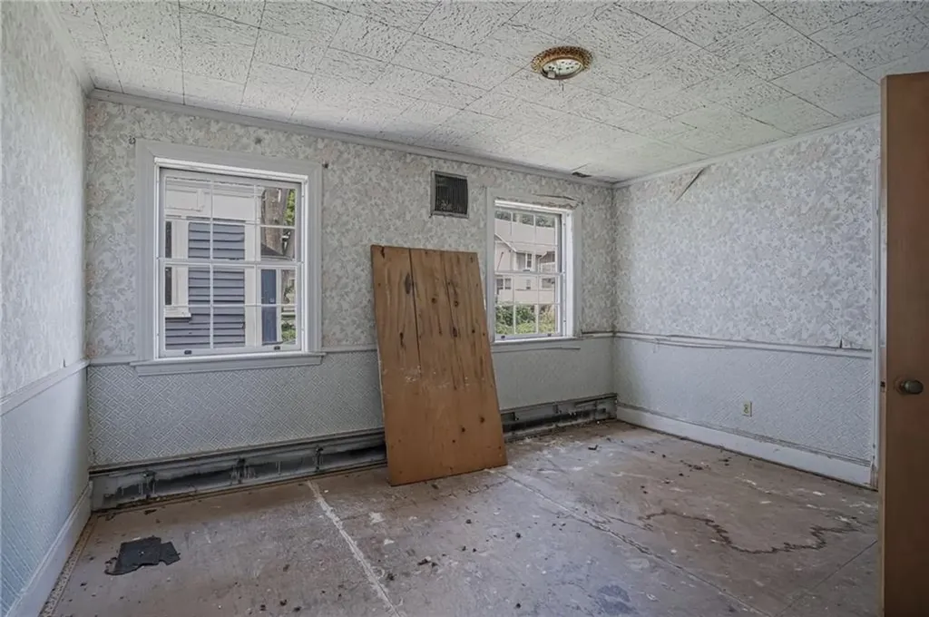 76 Providence Street Woonsocket RI 02895