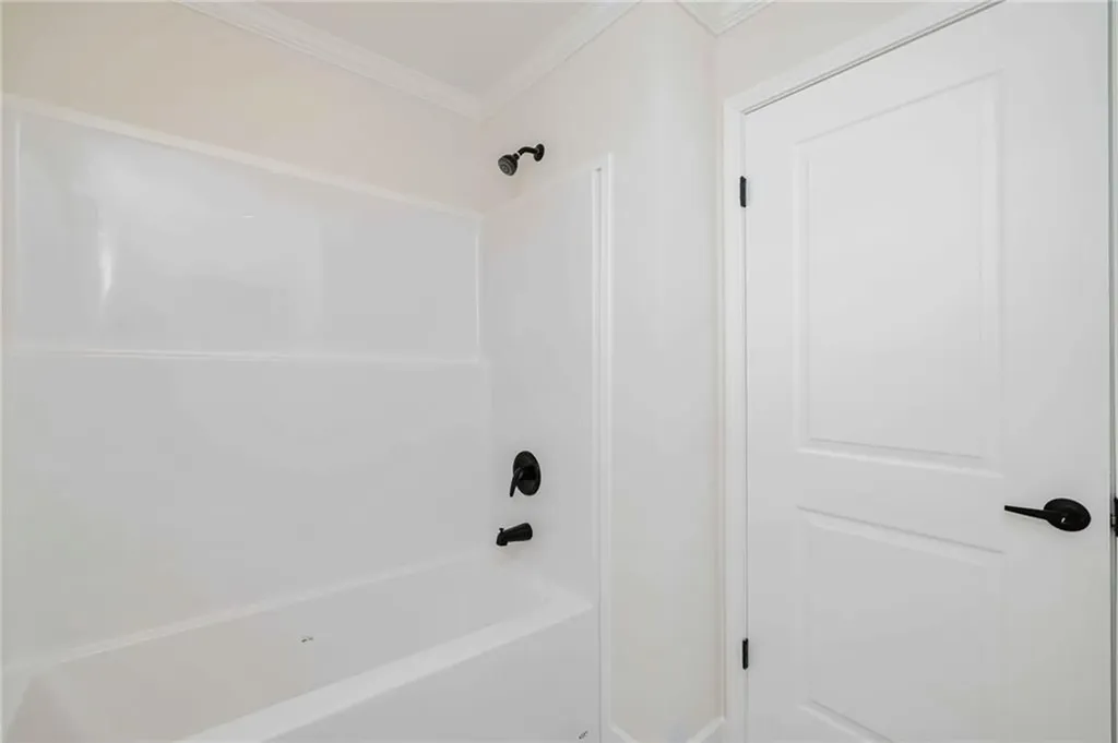 1346 B5 Newport Avenue Attleboro MA 02703