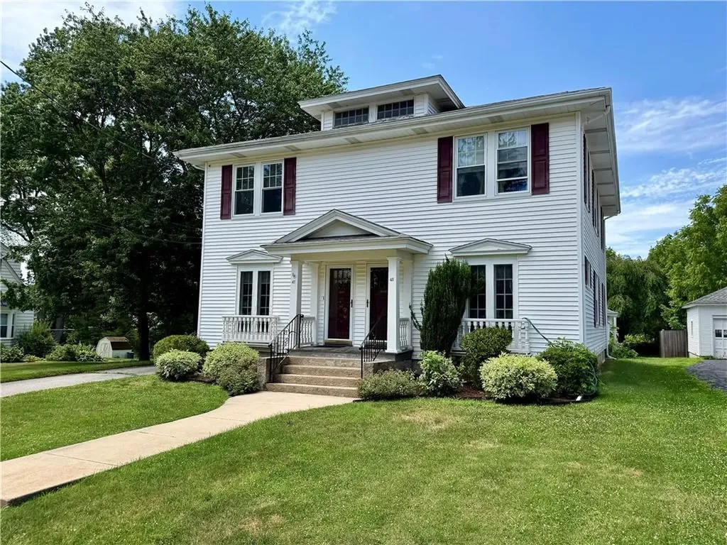47 Homestead Avenue North Smithfield RI 02896