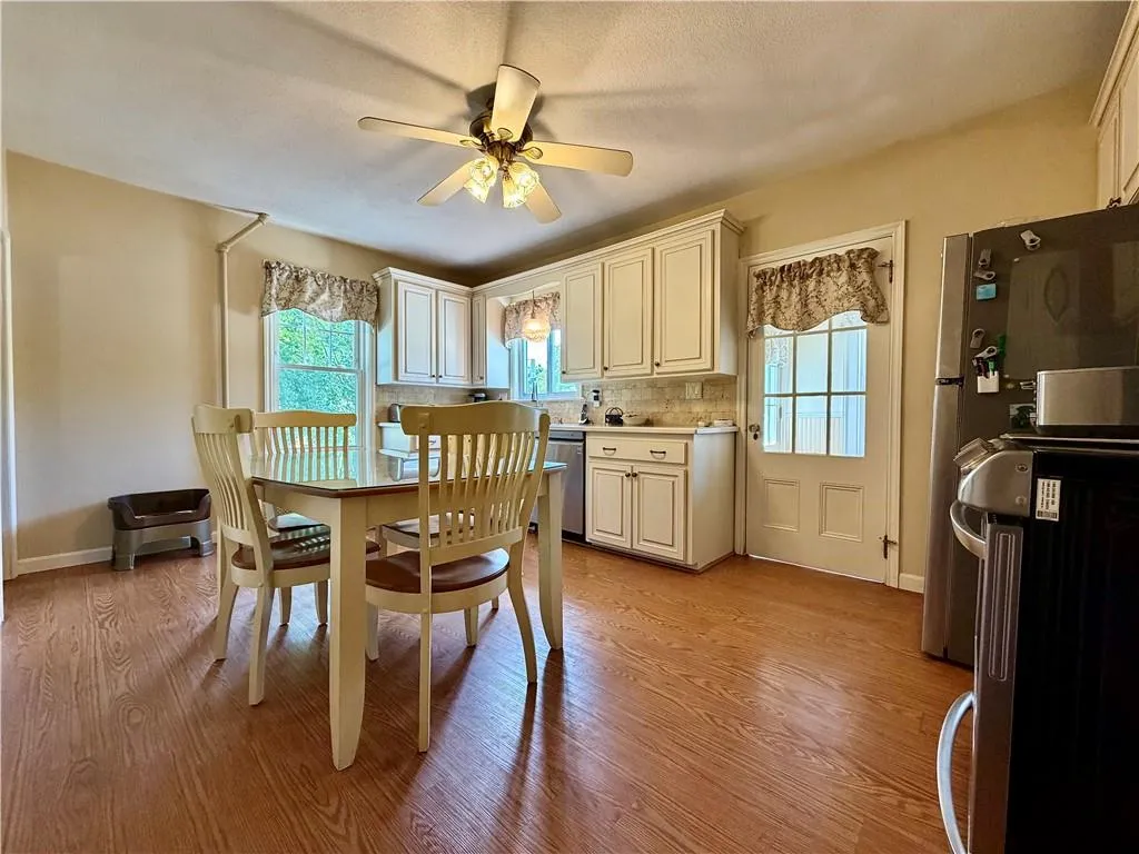 47 Homestead Avenue North Smithfield RI 02896