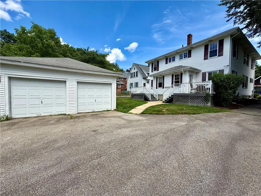 47 Homestead Avenue North Smithfield RI 02896