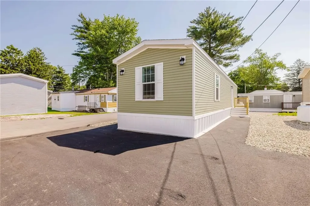 1346 A3 Newport Avenue Attleboro MA 02703
