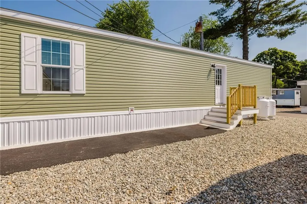 1346 A3 Newport Avenue Attleboro MA 02703