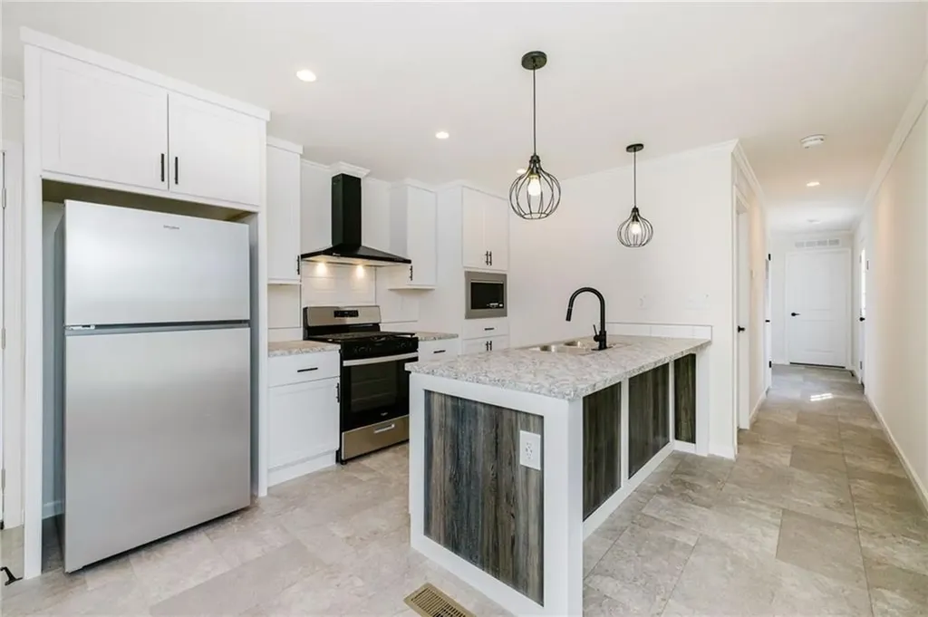1346 A3 Newport Avenue Attleboro MA 02703