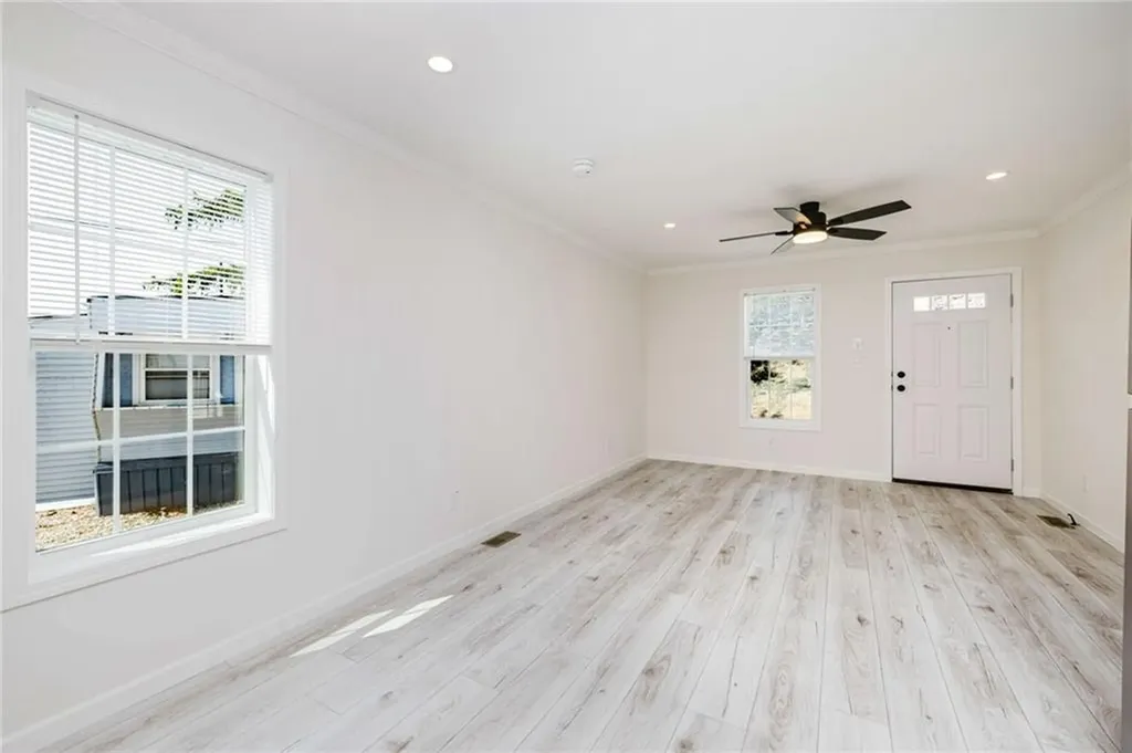 1346 A2 Newport Avenue Attleboro MA 02703