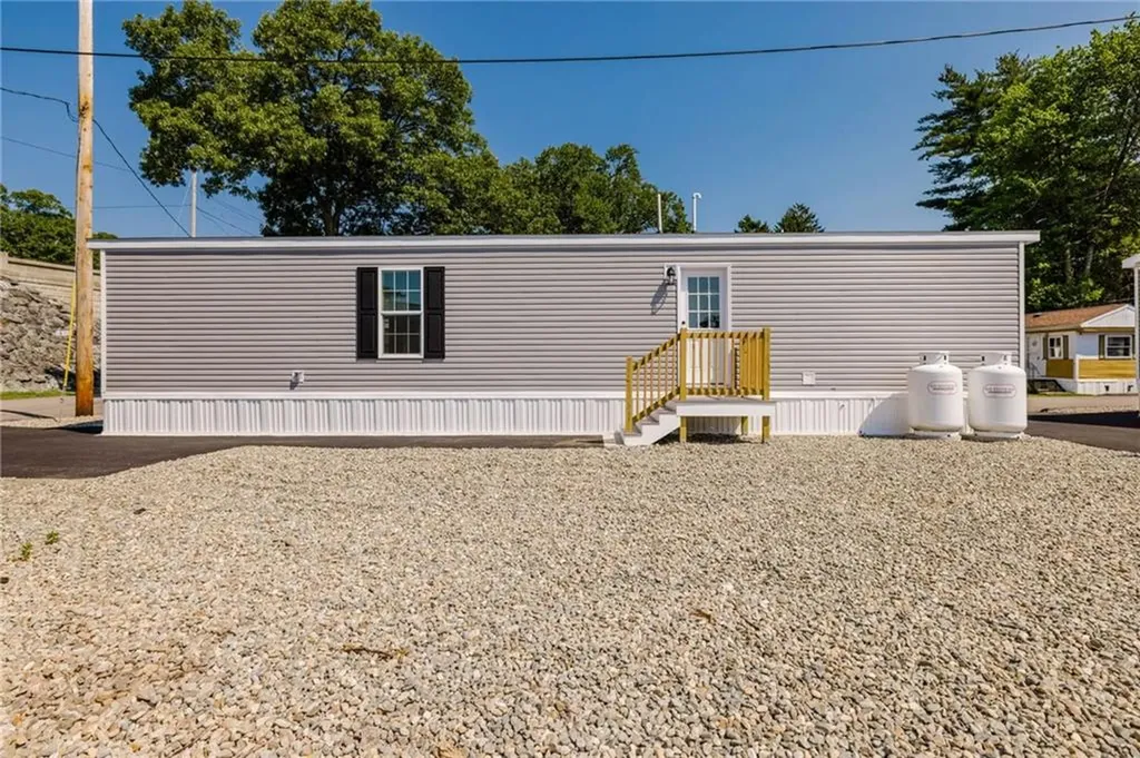 1346 A2 Newport Avenue Attleboro MA 02703