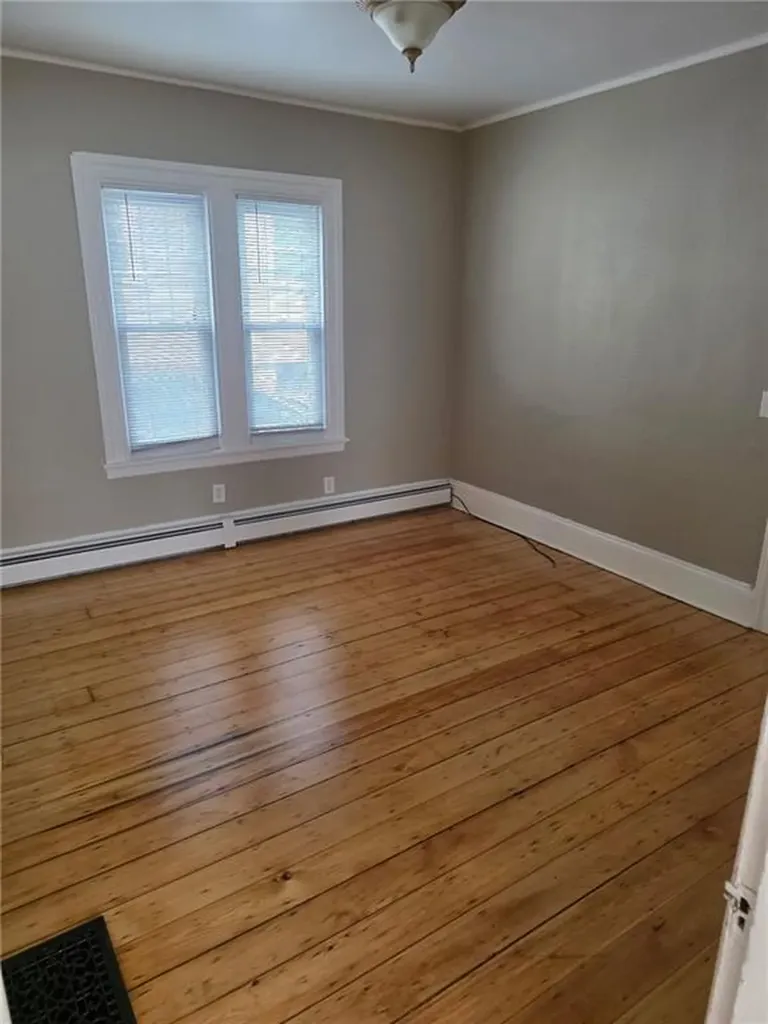 140 Larch Street Providence RI 02906