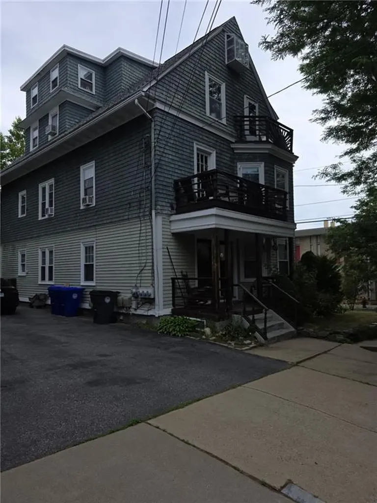 140 Larch Street Providence RI 02906