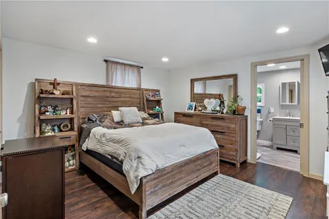 301 Bulgarmarsh Road Tiverton RI 02878