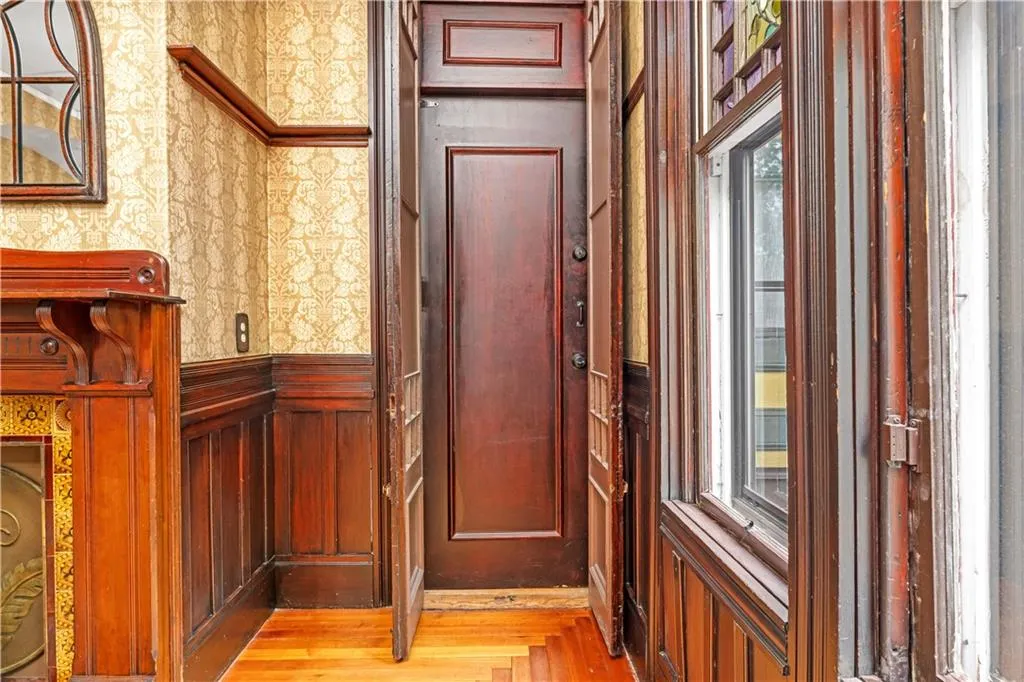 104 Almy Street Providence RI 02909