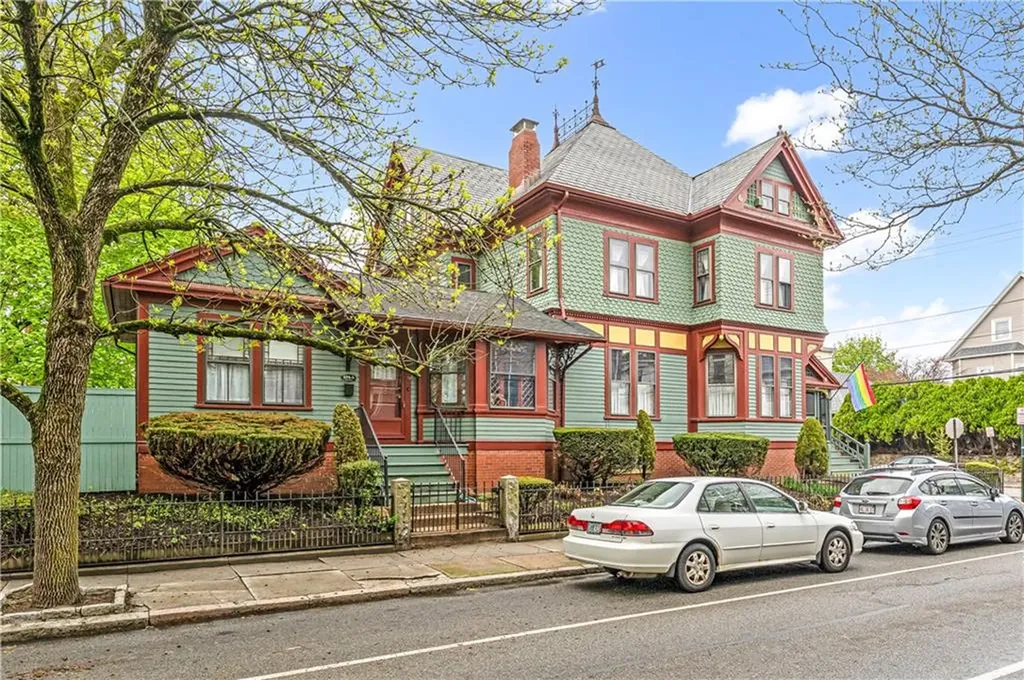 104 Almy Street Providence RI 02909