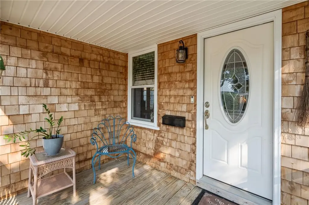 16 Allard Street Warwick RI 02889