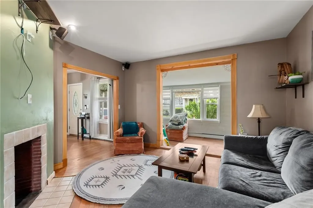 16 Allard Street Warwick RI 02889