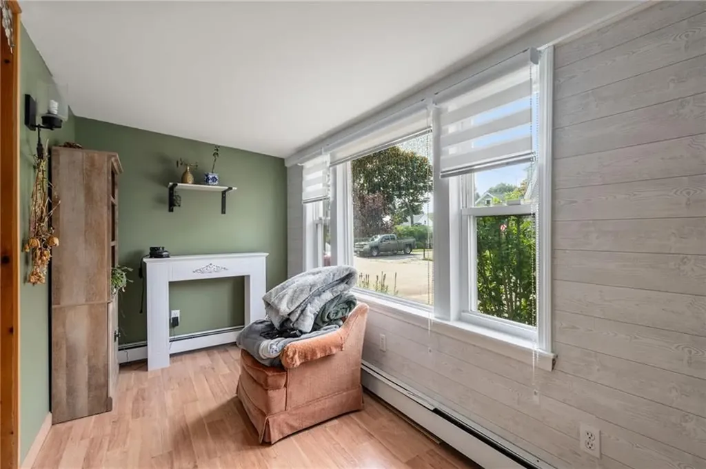 16 Allard Street Warwick RI 02889