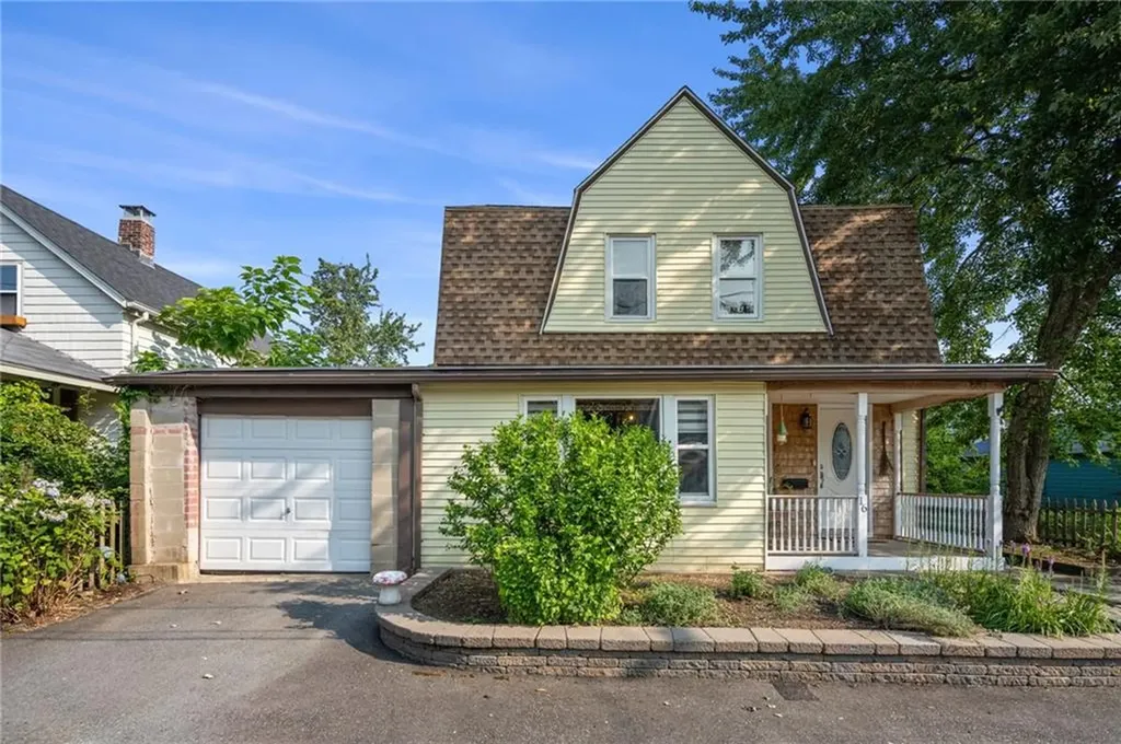 16 Allard Street Warwick RI 02889