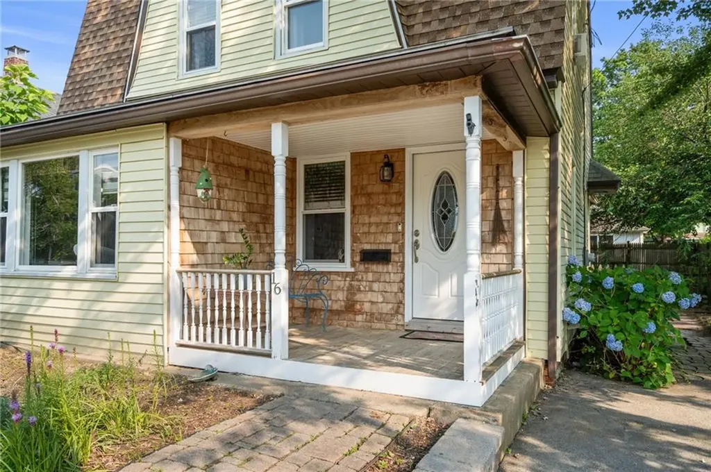 16 Allard Street Warwick RI 02889