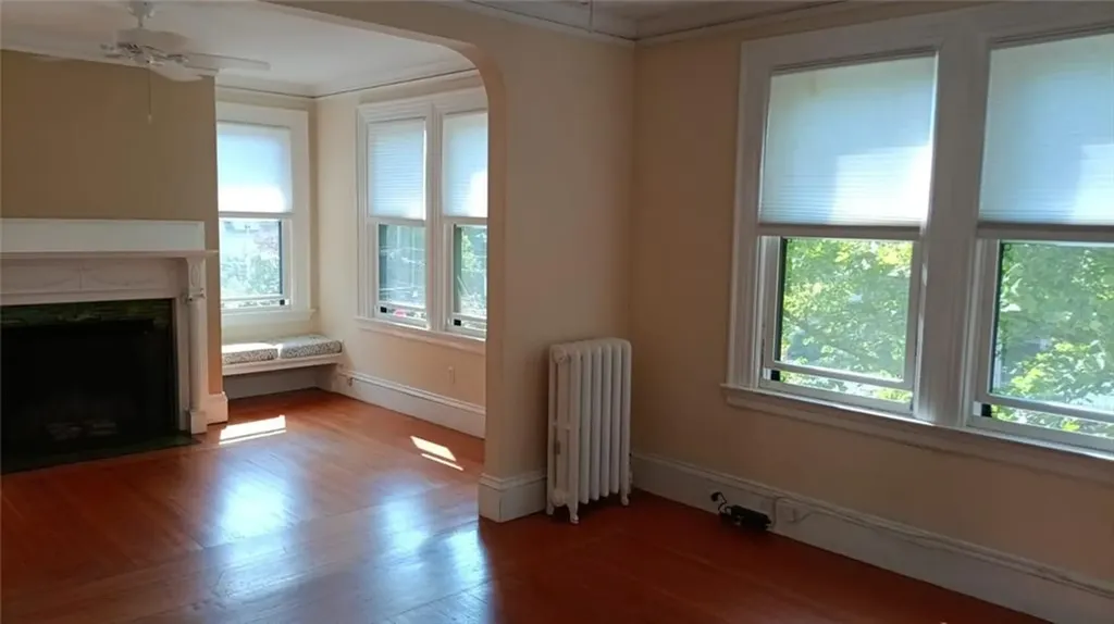 362 Lloyd Avenue Providence RI 02906