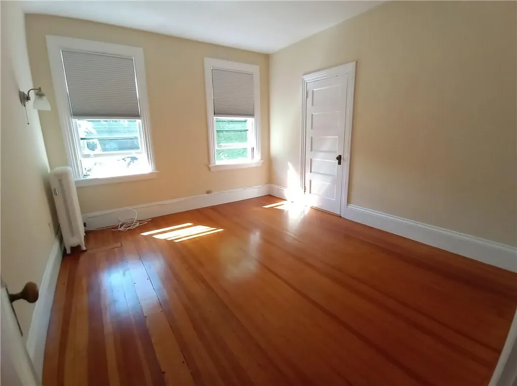 362 Lloyd Avenue Providence RI 02906
