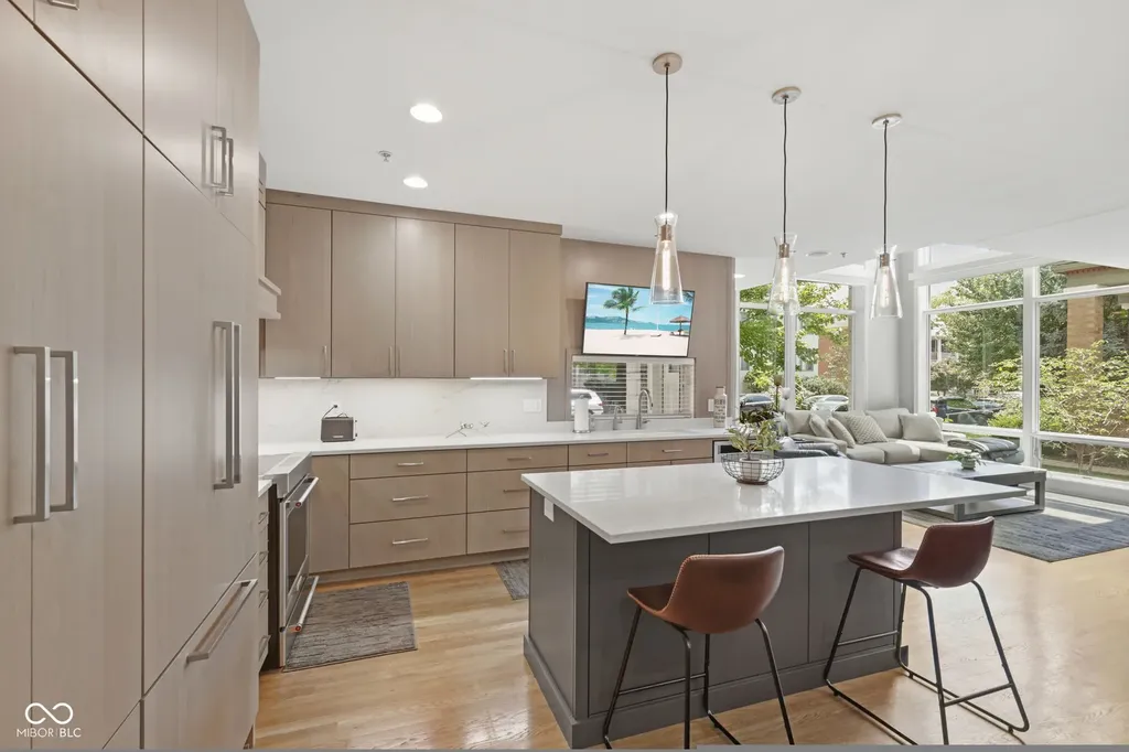362 Lloyd Avenue Providence RI 02906