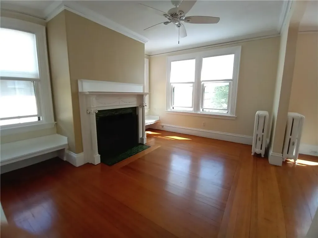 362 Lloyd Avenue Providence RI 02906
