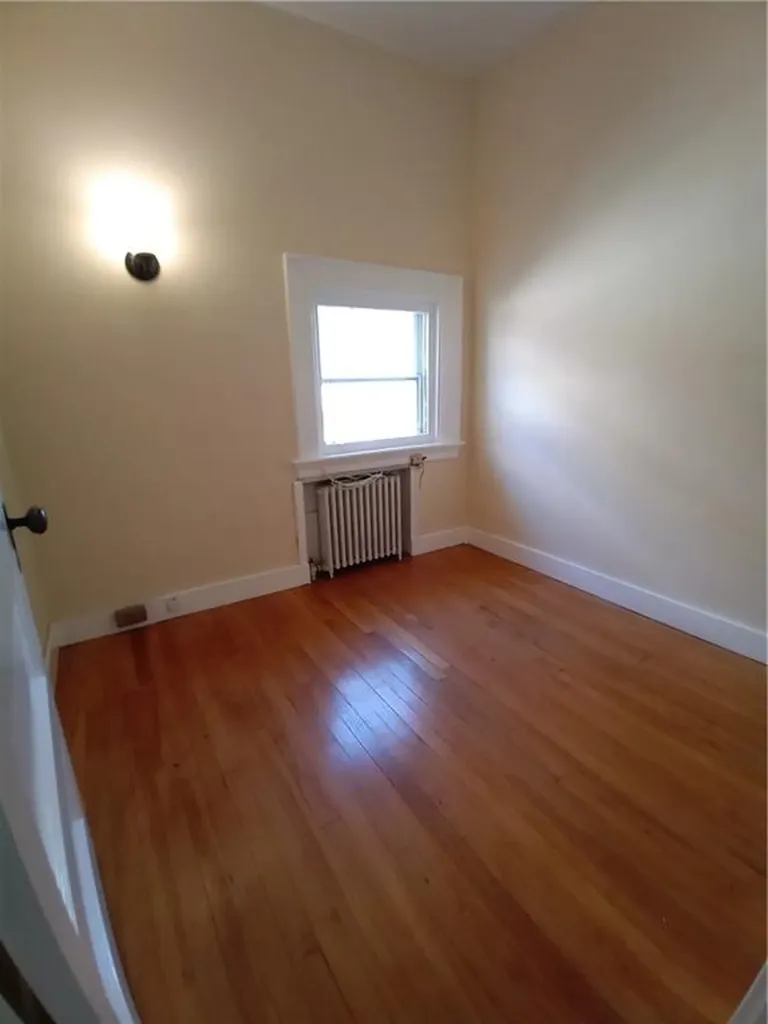 362 Lloyd Avenue Providence RI 02906