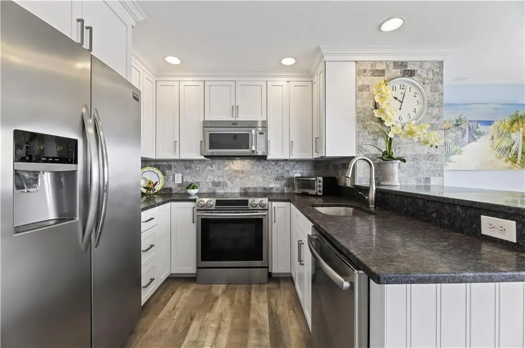 319 Atlantic Avenue Westerly RI 02891
