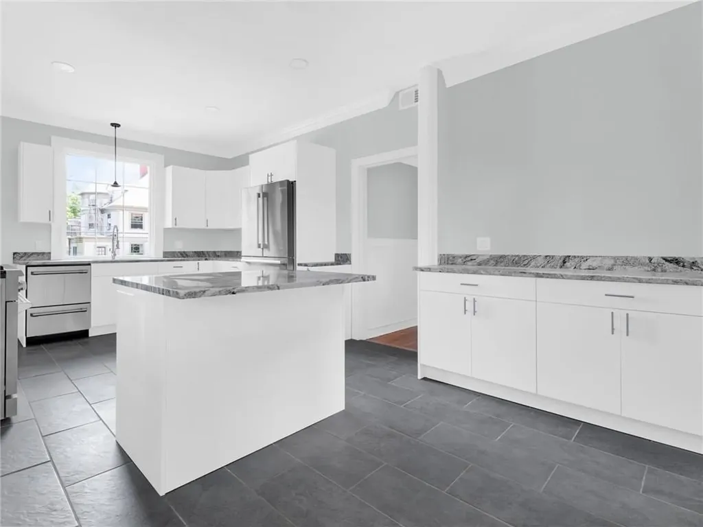 166 Waterman Street Providence RI 02906