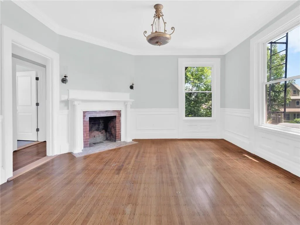 166 Waterman Street Providence RI 02906