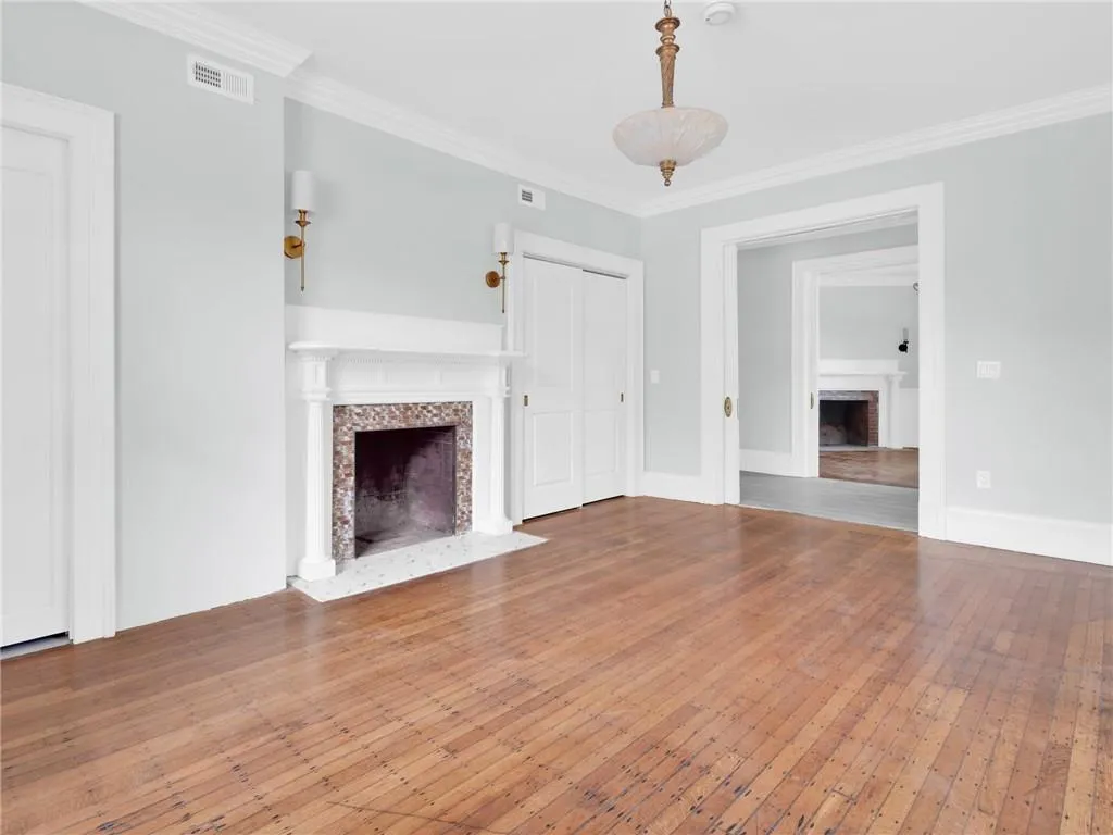 166 Waterman Street Providence RI 02906