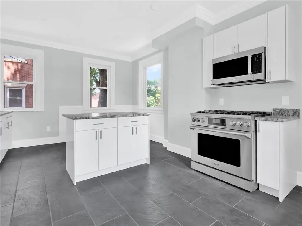 166 Waterman Street Providence RI 02906