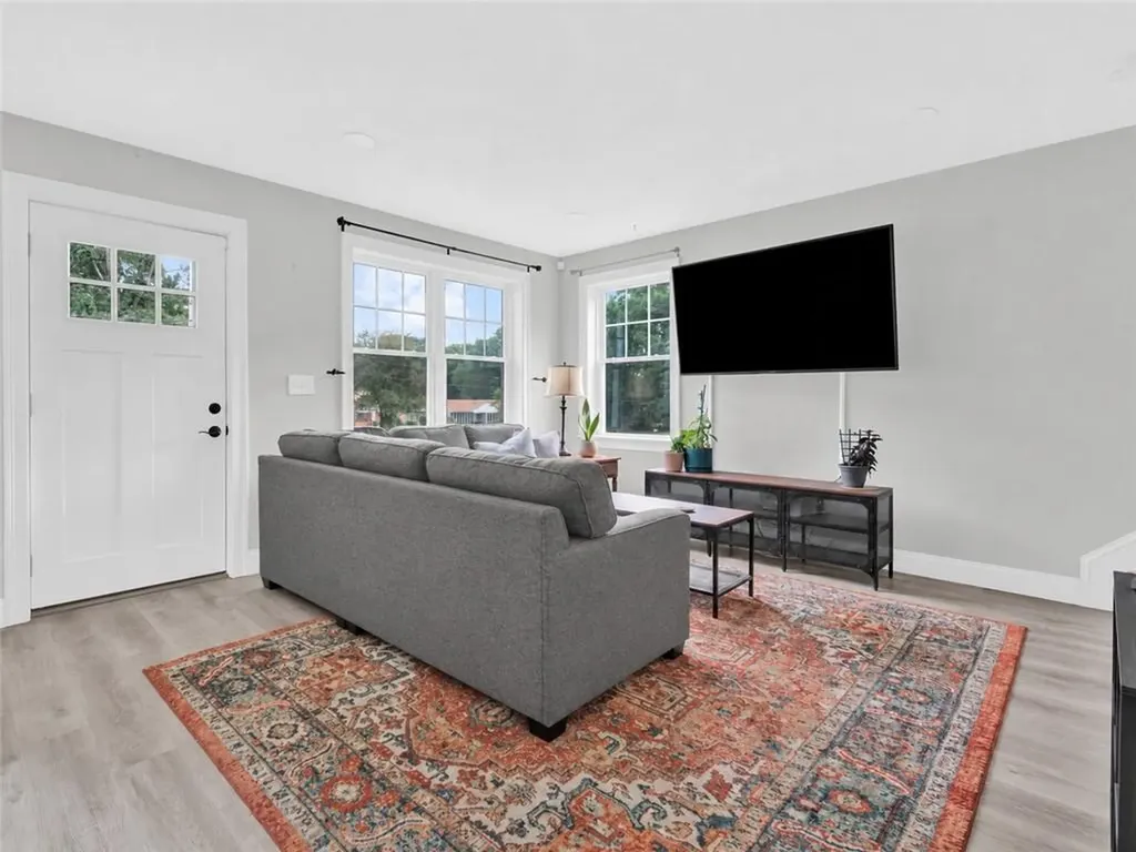 124 Mount Pleasant Road North Smithfield RI 02896