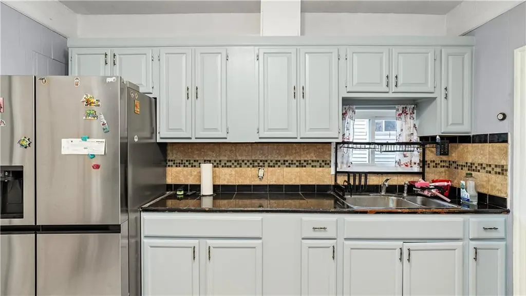 57 Algonquin Street Providence RI 02907